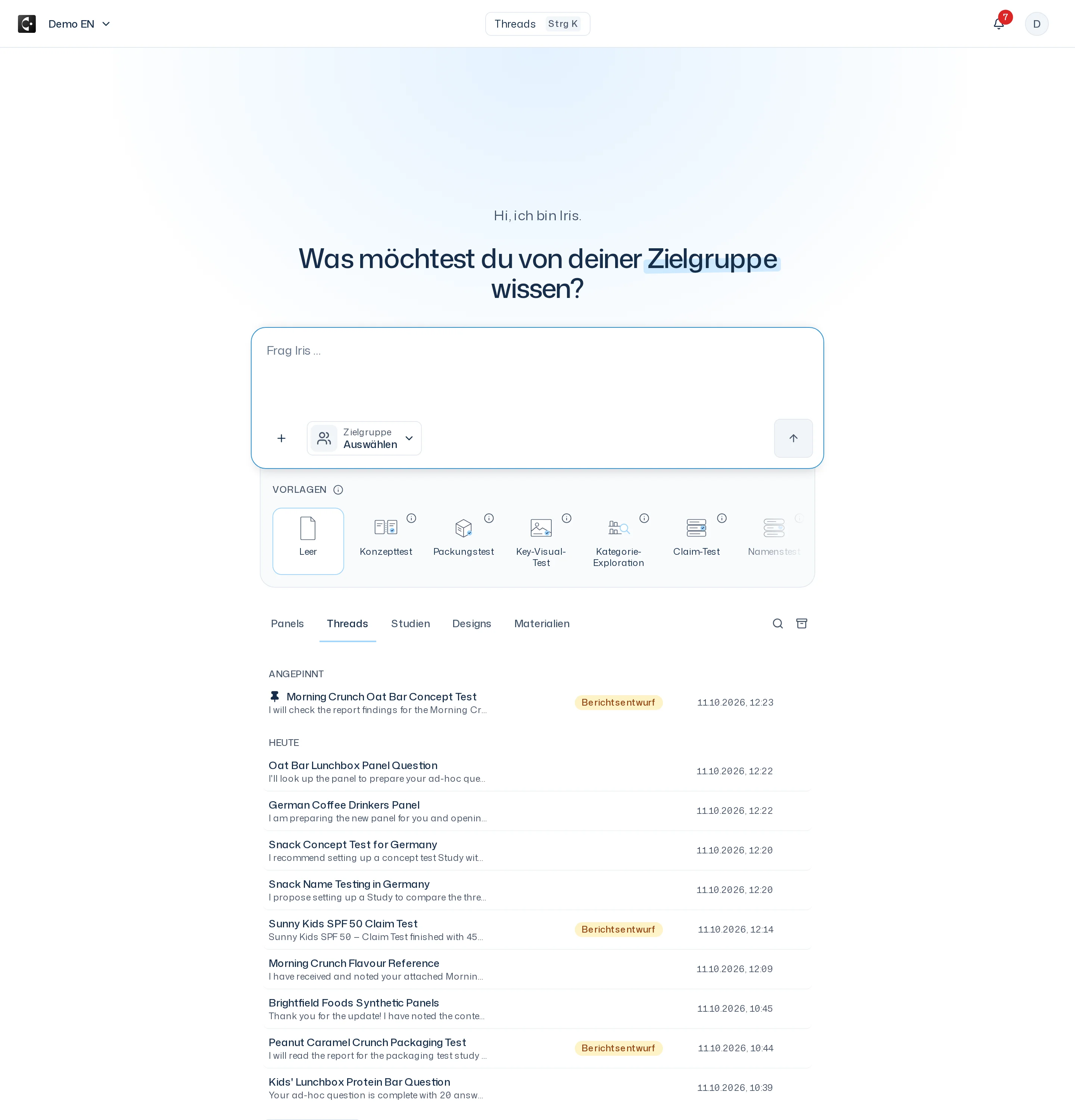 Tab Threads mit der Suche, einem angehefteten Thread unter Angepinnt und weiteren Threads mit Studienstatus und letzter Aktivität
